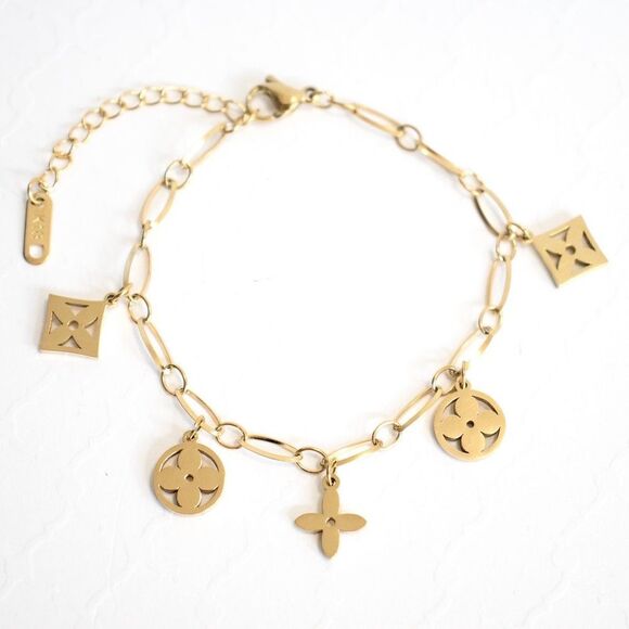 Four Leaf Clover Gold Plated Chain Charms Bracelet - Picture 2 of 7